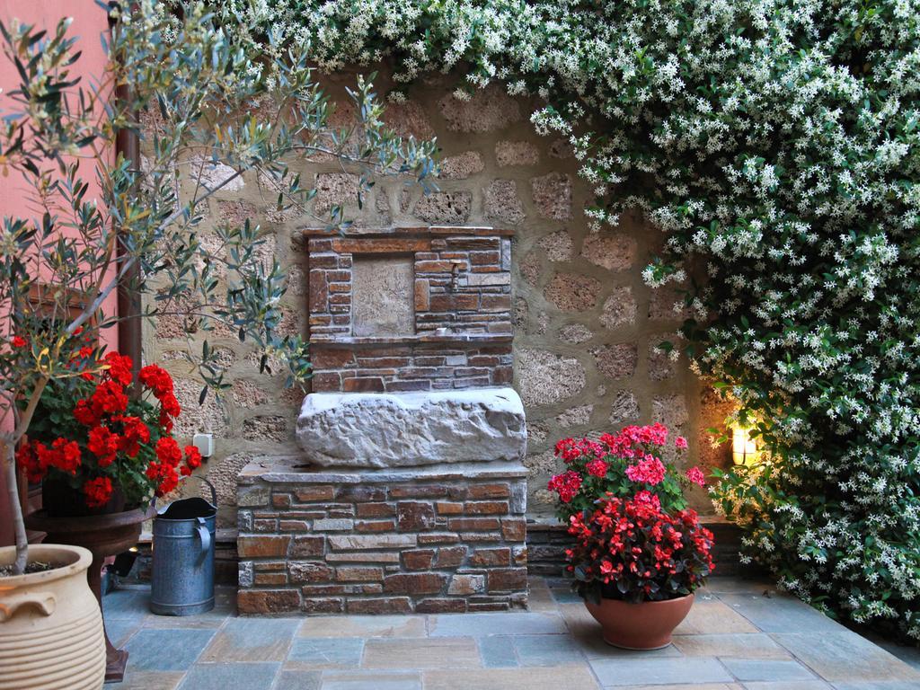 Boutique Hotel Kokkino Spiti Veria  Exterior photo