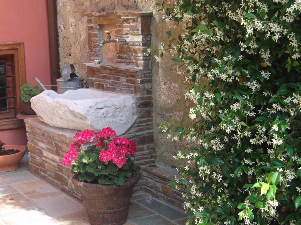 Boutique Hotel Kokkino Spiti Veria  Exterior photo