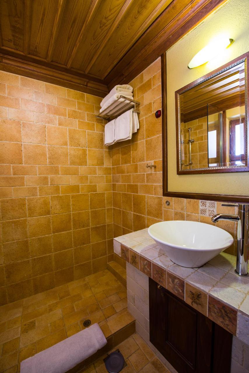 Boutique Hotel Kokkino Spiti Veria  Exterior photo